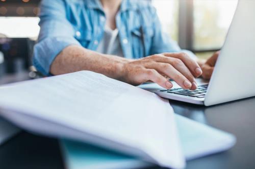 استخدام و کاریابی