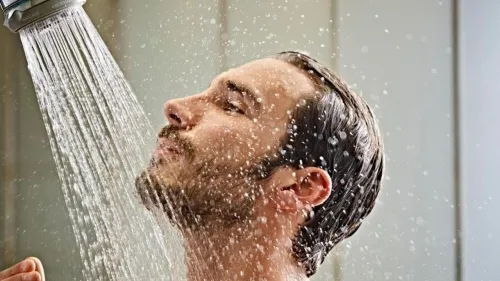 آیا دوش آب سرد همان فواید وان یخ را دارد؟